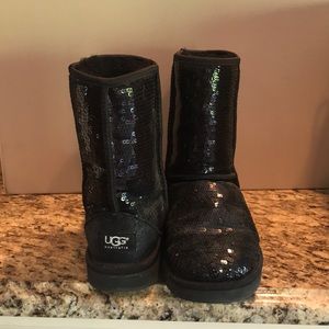 Gently Used Sequence Uggs